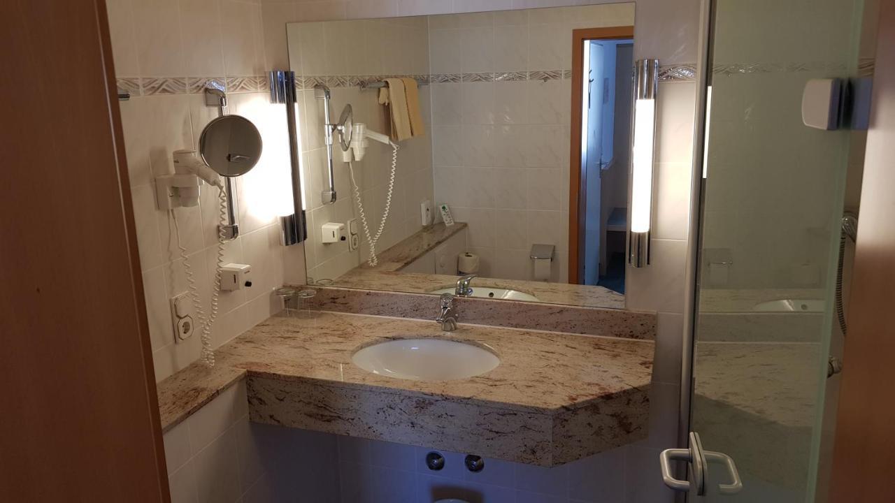 Hotel Gasthof Specht Aichach Zewnętrze zdjęcie