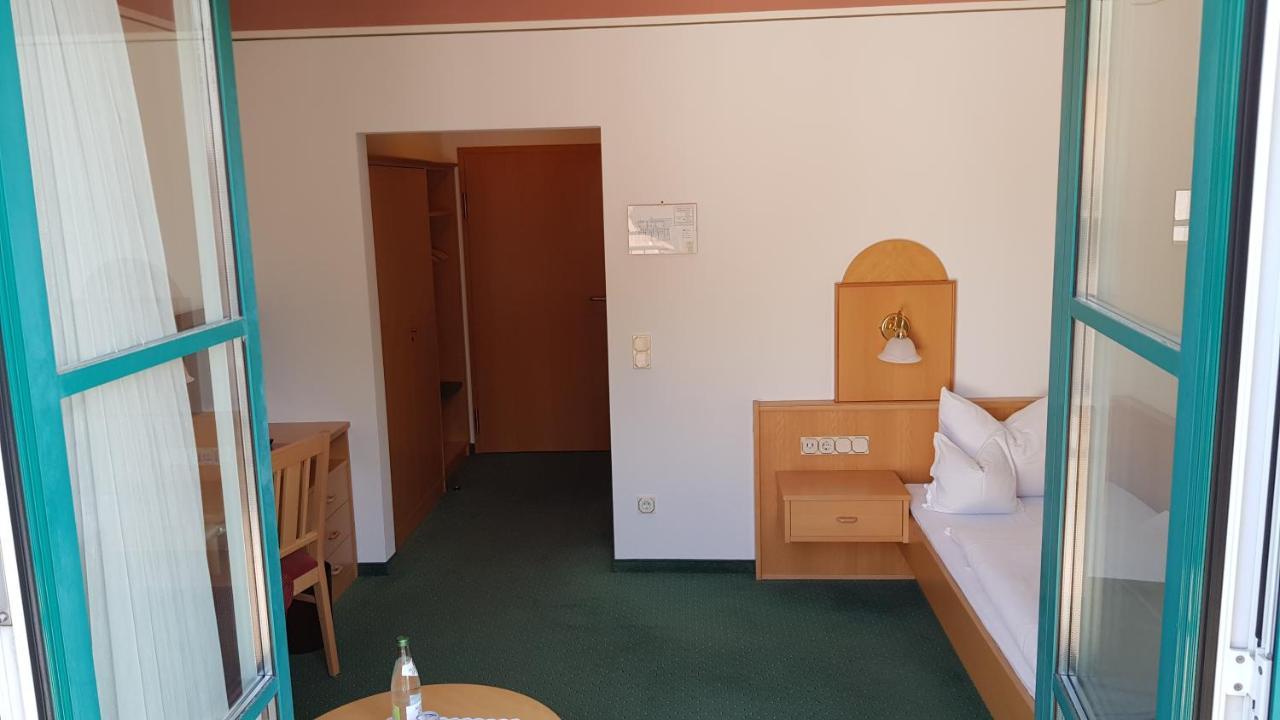 Hotel Gasthof Specht Aichach Zewnętrze zdjęcie